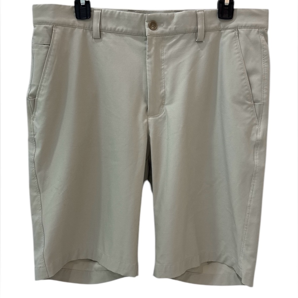 ✨ CLEAR OUT SALE ✨ Greg Norman Shorts